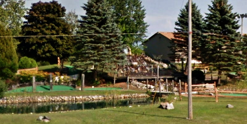 Stoney Creek Mini Golf - Street View (newer photo)